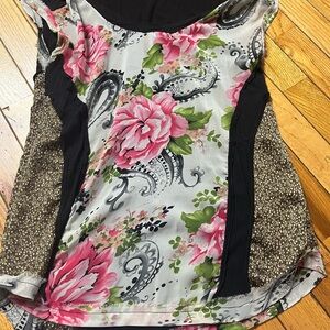 BKE Floral Print Women's Top satin size small